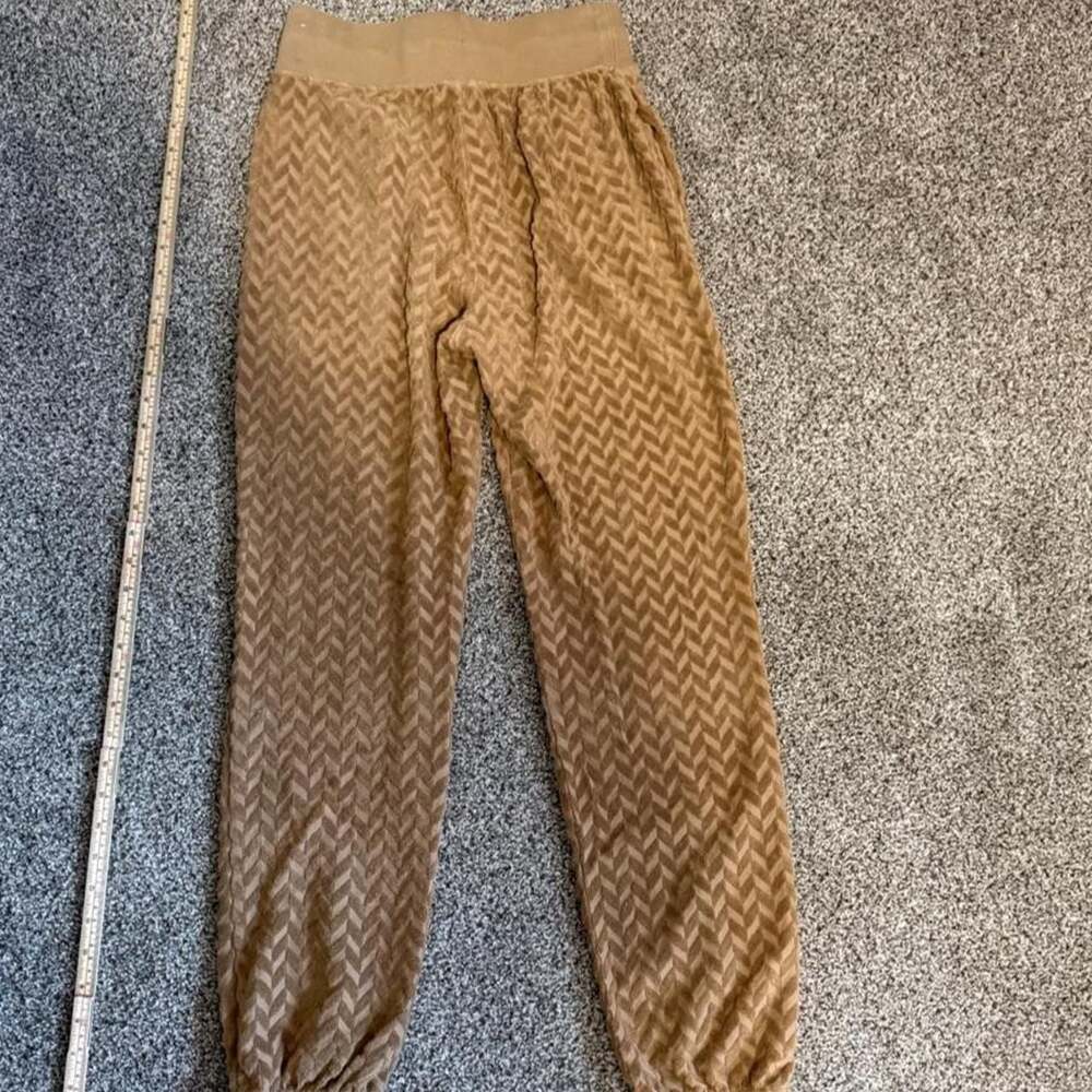 Nike Brown Chevron Pattern Joggers - Picture 3 of 4